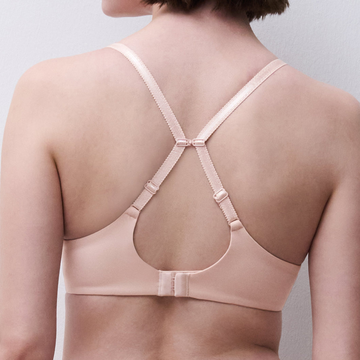 Chantelle Norah Chic Plunge T-Shirt Bra
